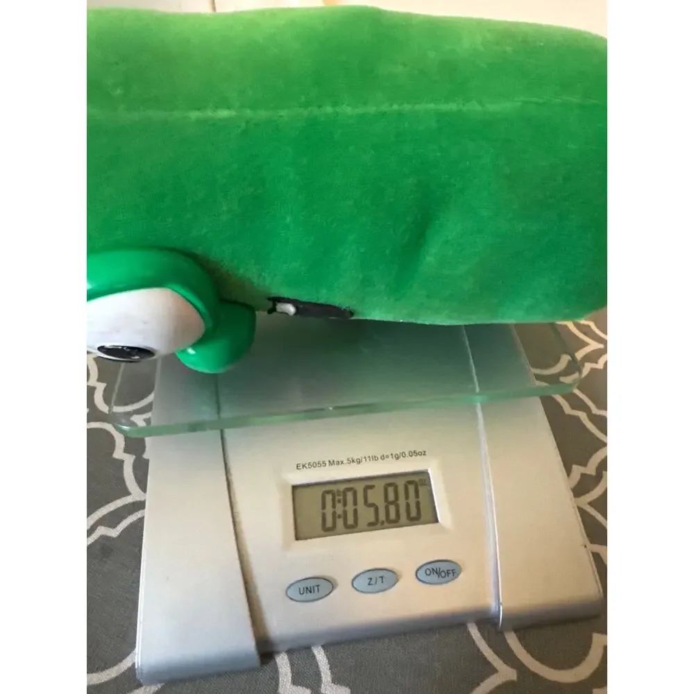 VTG Fisher Price Veggie Tales Larry The Cucumber 1999 Plush Toy 9